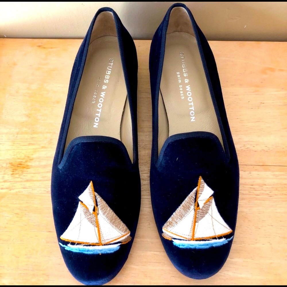 NOT FOR SALE - in search of loafers in a 7.5 or 8!